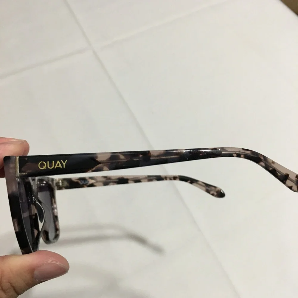 Quay Wired Sunglasses Women One Size Tortoise Polarized Square